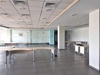 Киев, Евгения Сверстюка ул., 2А