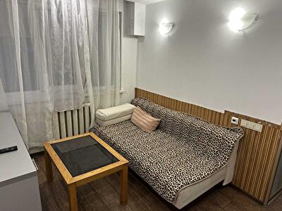 Киев, Академика Вернадского бул., 67