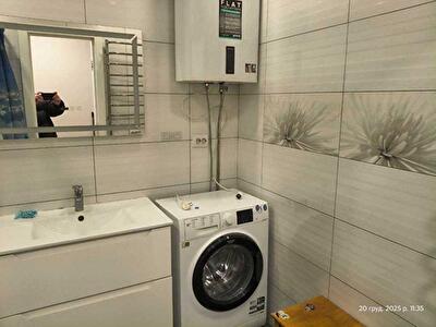 Киев, Сергея Данченко ул., 1