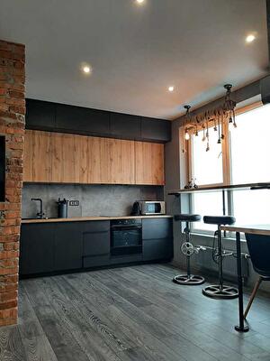 Київ, Воскресенська вул., 18-Б