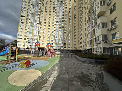 Новомостицька вул., 15