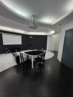 Уральская ул.