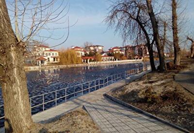 Київська обл., Обухівський район, смт Козин, Садова вул.