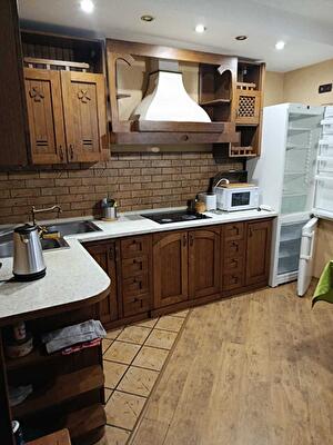 Коломийський пров., 7а