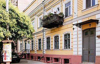 Велика Арнаутська вул.