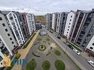 Героев Крут ул., 16