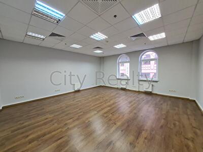 Киев, Верхний Вал ул., 4А