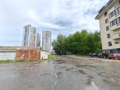 Киев, Жулянская ул.