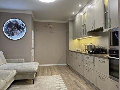 Киевская обл., Киево-Святошинский район, с. Софиевская Борщаговка, Яблоневая ул.