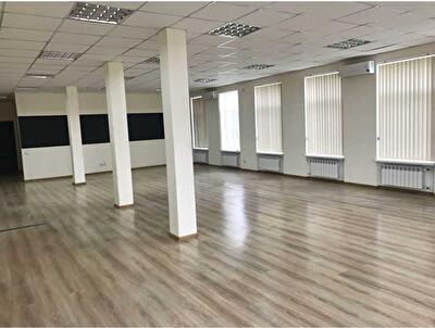 Киев, Нижний Вал ул., 15