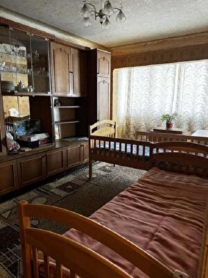 Київ, Березняківська вул., 10