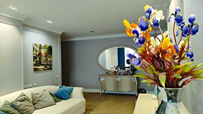 Маршала Конєва вул., 10/1