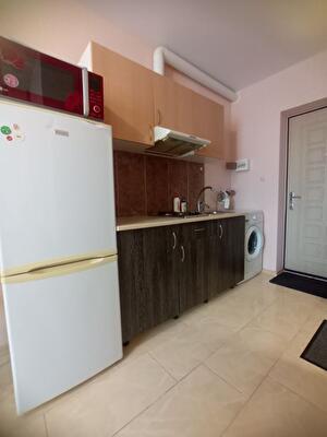 Черновицкая ул., 5