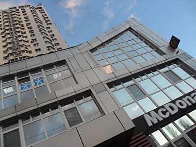 Вадима Гетьмана ул., 1Б