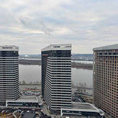 Причальна вул., 8