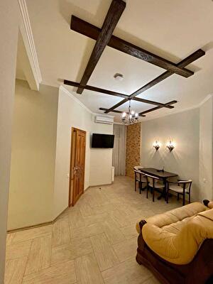 Київ, Жилянська вул.