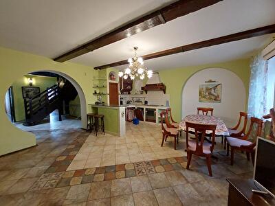 Київ, Костянтинівська вул.