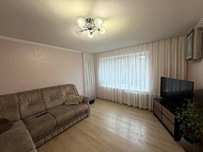 Дніпро, Терещенковська вул., 4