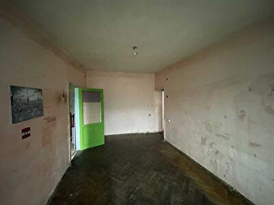 Олени Теліги вул., 13/14