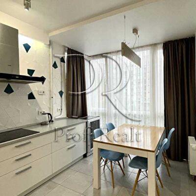 Метрологічна вул., 109