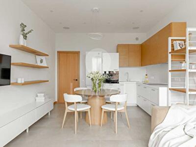 Киев, Деловая ул., 1/2