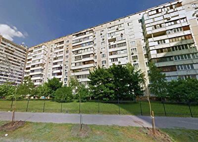 Бориса Гмыри ул., 5