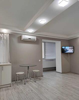 Київ, Маршала Малиновського вул., 28Б