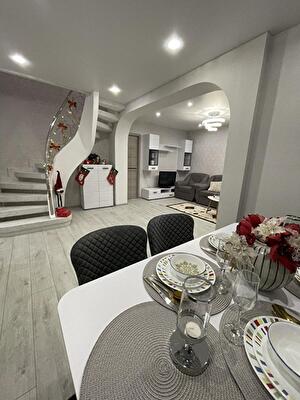 Дніпро, Маршала Малиновського вул.