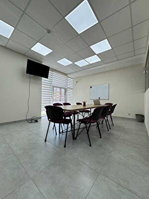 Киевская обл., Бучанский район, г. Ирпень, Университетская ул., 3/1