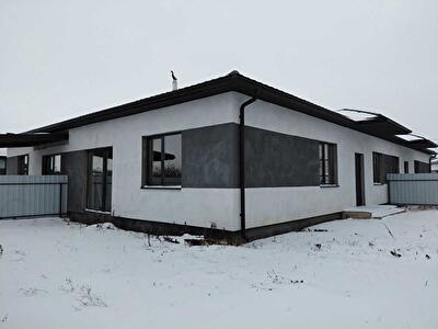 Луцкий район, с. Боратин, 9-та Набережна, 7