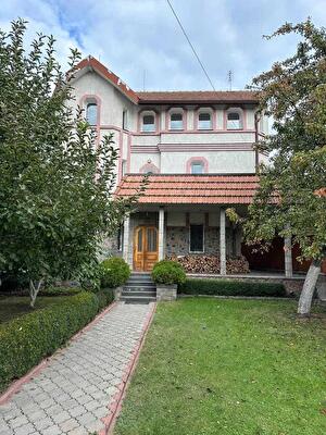 Киев, Ольшанская ул.