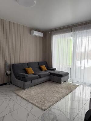 Киев, 77-я Садовая ул.