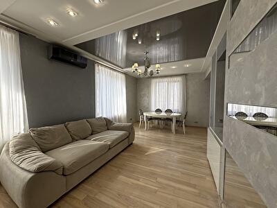 Запорожье, Независимой Украины ул.