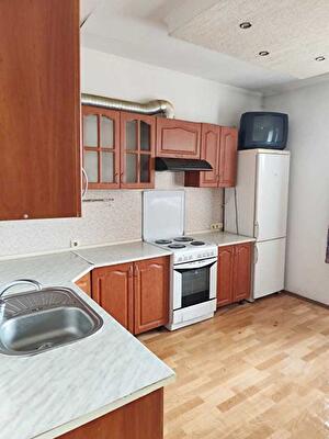 Киевская обл., Киево-Святошинский район, г. Вишневое, Машиностроителей ул., 17А