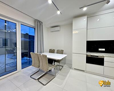 Киев, 108-я Садовая ул.