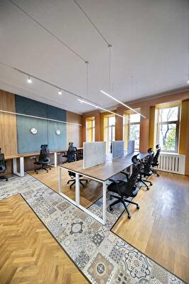 Киев, Владимирская ул., 92/39