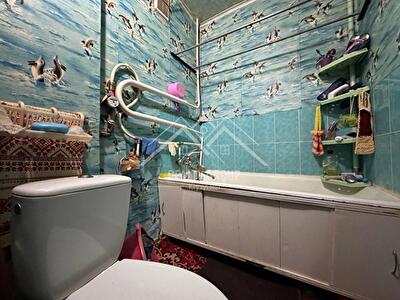 Днепропетровская обл., Криворожский район, г. Кривой рог, Меркулова ул.