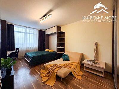 Киев, Воскресенская ул., 12А