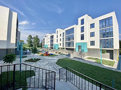 г. Ирпень, Захисників 6