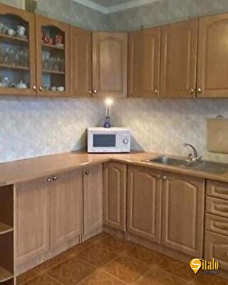 Ларисы Руденко ул., 10