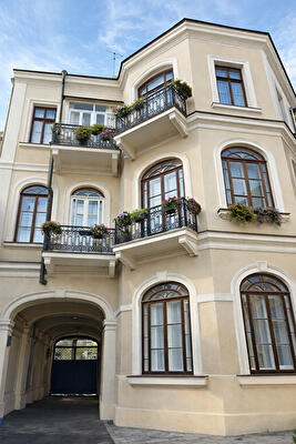 Одесса, Нежинская ул., 51