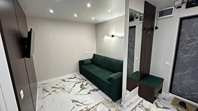 Днепр, Менахем-Мендл Шнеерсона ул., 1