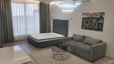 Володимира Антоновича вул., 131