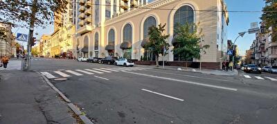 Киев, Бульварно-Кудрявская ул., 15