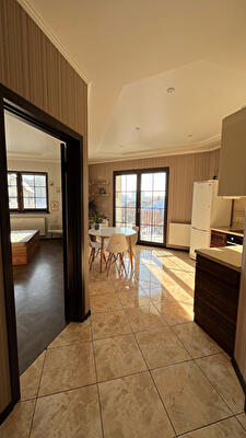 Творческая ул., 57