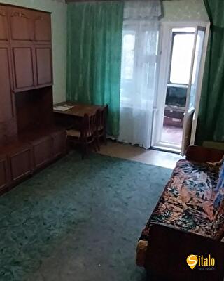 Київ, Ревуцького вул., 7А