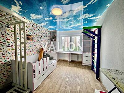 Петра Григоренка просп., 12