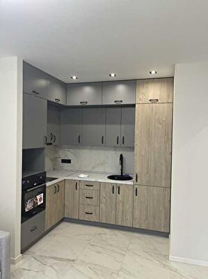 Салютная ул., 2