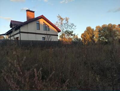 Київська обл., Броварський район, с. Пухівка