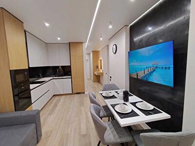 Київ, Європейська пл., Союзу, 45б